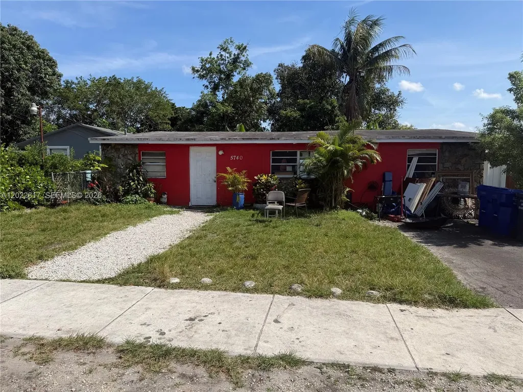 5740 Taylor Street Hollywood FL 33021