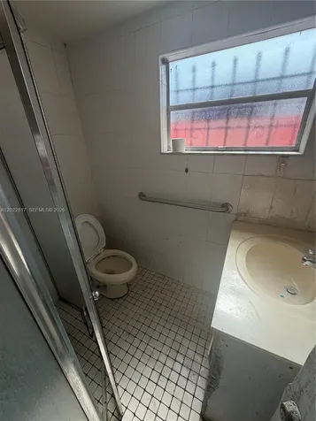 5740 Taylor Street Hollywood FL 33021