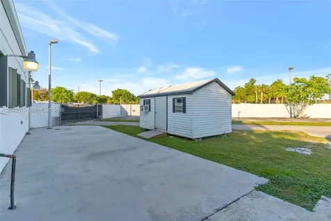 30005 S Dixie Highway Homestead FL 33033