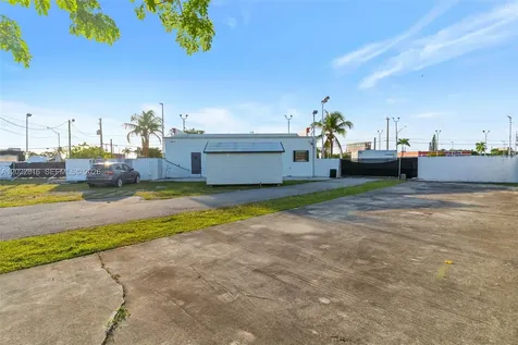 30005 S Dixie Highway Homestead FL 33033