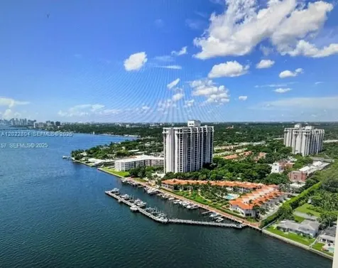 4000 Towerside Terrace Miami FL 33138