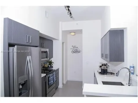 729 NW 2nd Street Miami FL 33128