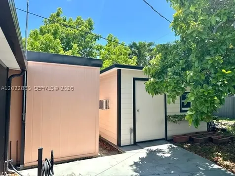 4500 SW 97th Avenue Miami FL 33165