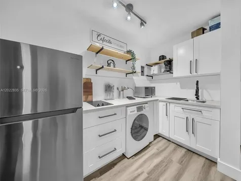 1109 NE 16th Terrace Fort Lauderdale FL 33304