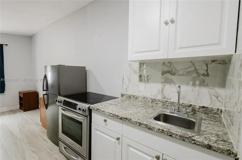1550 NE 41st Court Pompano Beach FL 33064