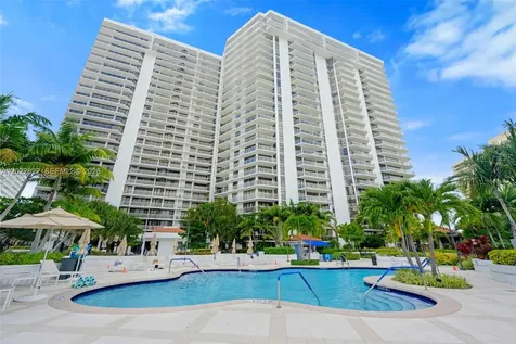 20281 E Country Club Drive Aventura FL 33180