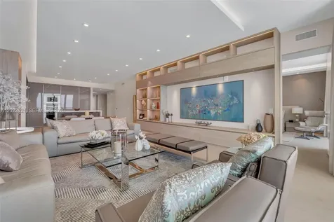 18975 Collins Avenue Sunny Isles Beach FL 33160