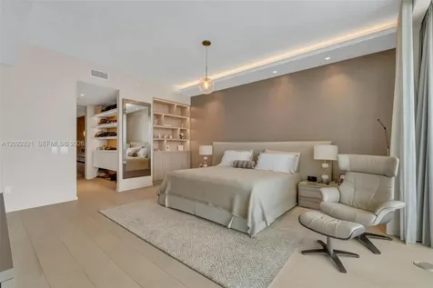 18975 Collins Avenue Sunny Isles Beach FL 33160