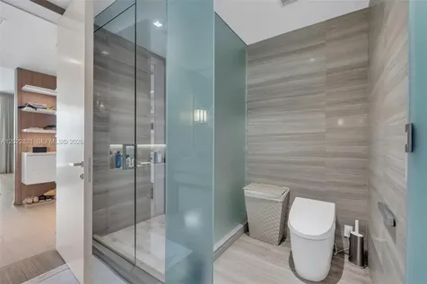 18975 Collins Avenue Sunny Isles Beach FL 33160