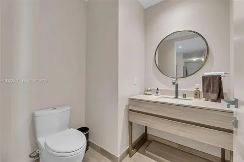 18975 Collins Avenue Sunny Isles Beach FL 33160