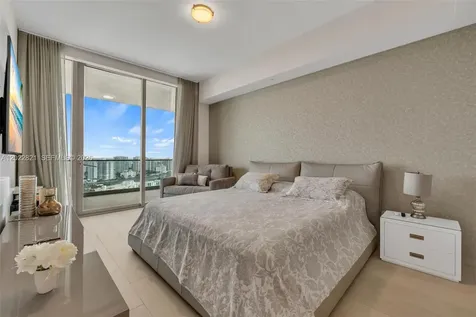 18975 Collins Avenue Sunny Isles Beach FL 33160