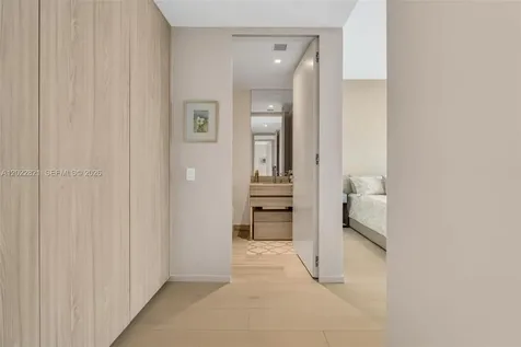18975 Collins Avenue Sunny Isles Beach FL 33160