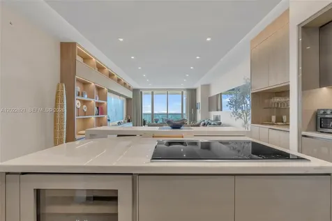 18975 Collins Avenue Sunny Isles Beach FL 33160