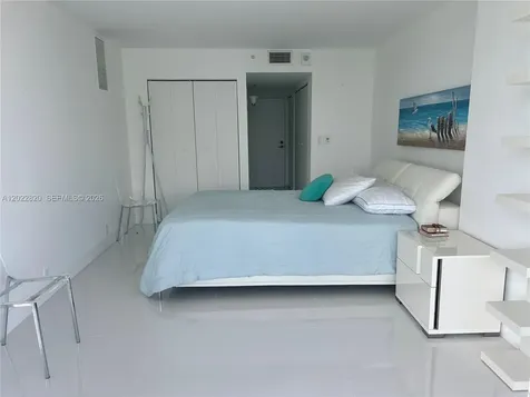 7601 E Treasure Drive North Bay Village FL 33141