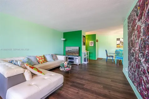 6923 Cypress Road Plantation FL 33317