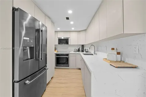 300 Bayview Drive Sunny Isles Beach FL 33160