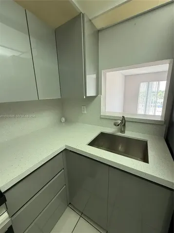 6820 W Flagler Street Miami FL 33144