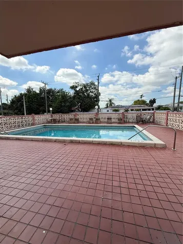 6820 W Flagler Street Miami FL 33144