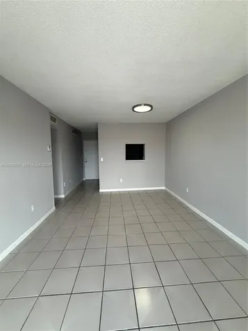 6820 W Flagler Street Miami FL 33144