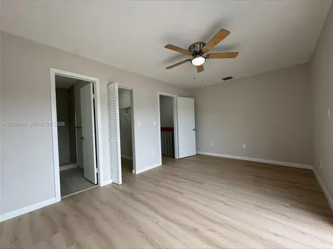 10904 NW 7th Street Miami FL 33172