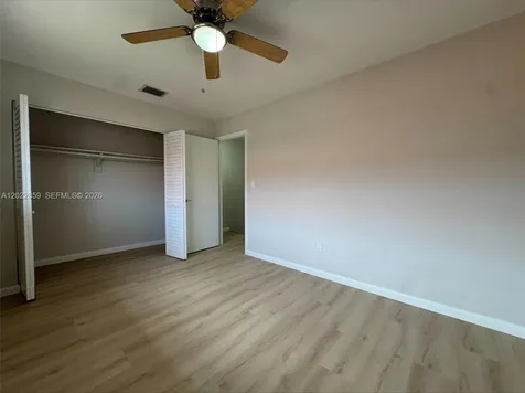 10904 NW 7th Street Miami FL 33172