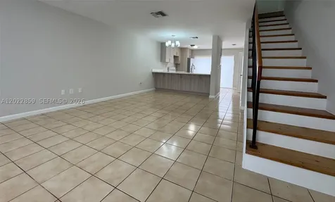 10904 NW 7th Street Miami FL 33172