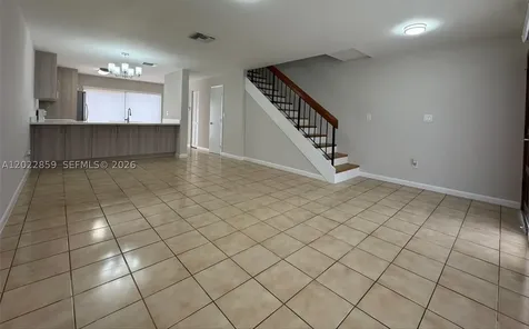 10904 NW 7th Street Miami FL 33172