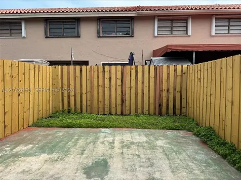 10904 NW 7th Street Miami FL 33172