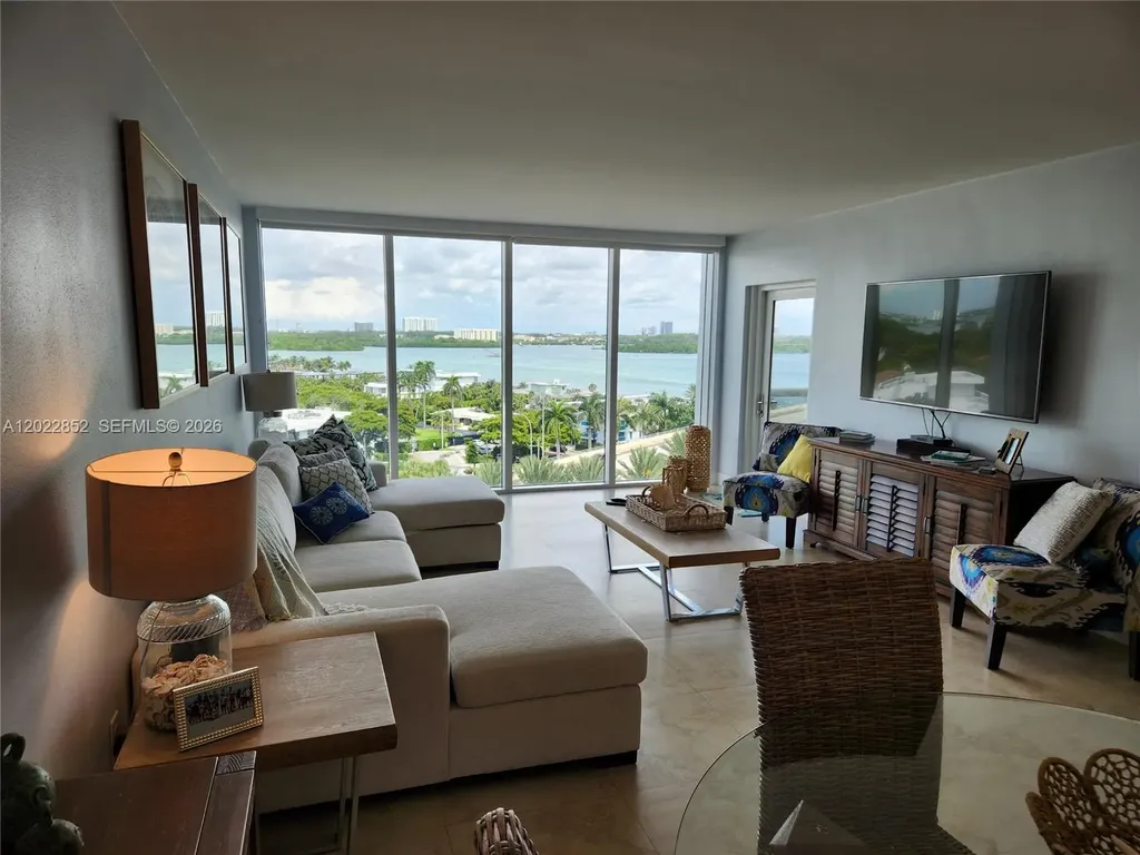 10275 Collins Avenue Bal Harbour FL 33154