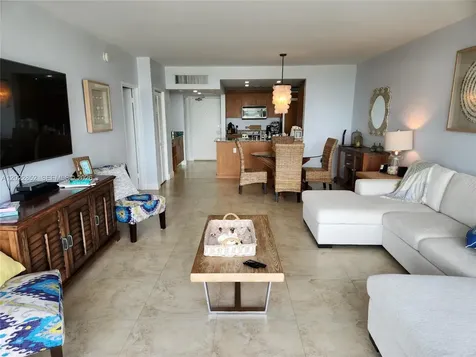 10275 Collins Avenue Bal Harbour FL 33154