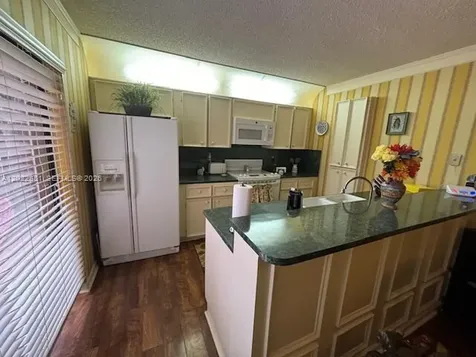 964 Springdale Circle Palm Springs FL 33461