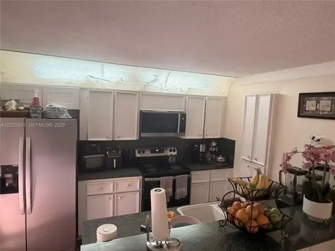 964 Springdale Circle Palm Springs FL 33461