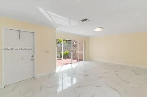 11009 Mainsail Drive Cooper City FL 33026