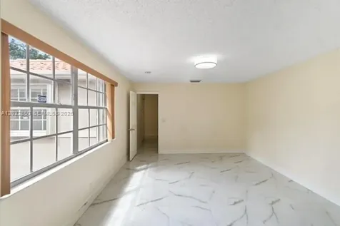 11009 Mainsail Drive Cooper City FL 33026