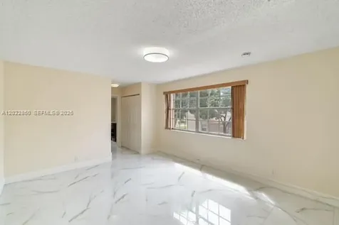 11009 Mainsail Drive Cooper City FL 33026
