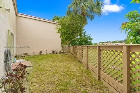 11009 Mainsail Drive Cooper City FL 33026