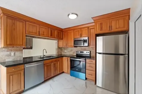 11009 Mainsail Drive Cooper City FL 33026