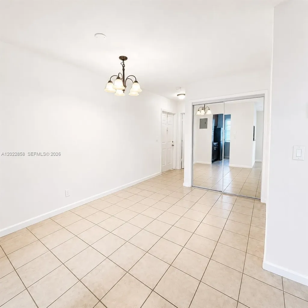 2225 Polk Street Hollywood FL 33020