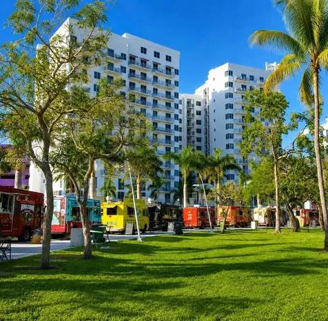 2225 Polk Street Hollywood FL 33020