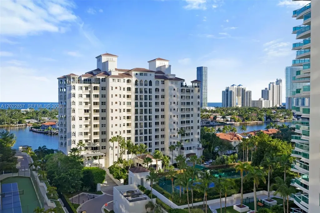 20185 E Country Club Drive Aventura FL 33180