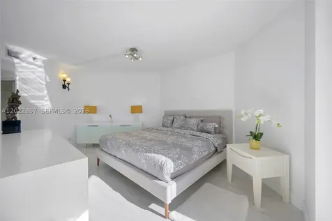 20185 E Country Club Drive Aventura FL 33180