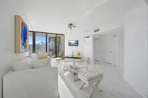 20185 E Country Club Drive Aventura FL 33180