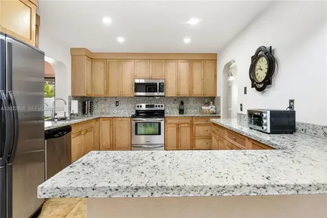 321 NW 96th Avenue Pembroke Pines FL 33024