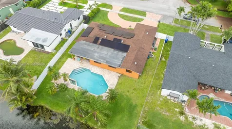 321 NW 96th Avenue Pembroke Pines FL 33024
