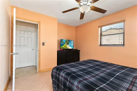 321 NW 96th Avenue Pembroke Pines FL 33024