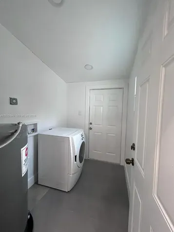 1795 NE 175th Street North Miami Beach FL 33162