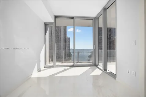 300 Biscayne Blvd Way Miami FL 33131