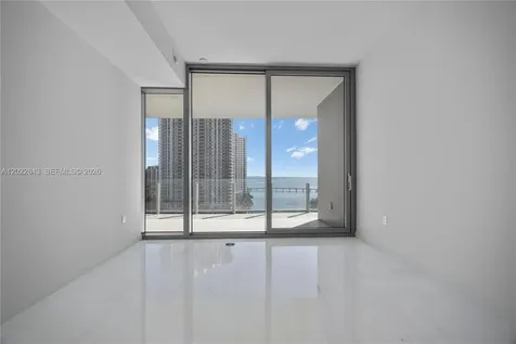 300 Biscayne Blvd Way Miami FL 33131