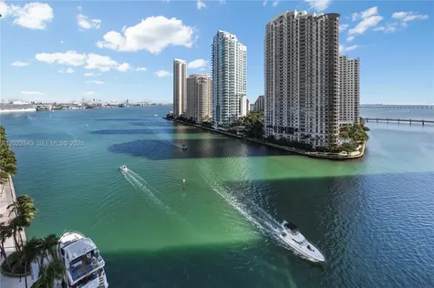 300 Biscayne Blvd Way Miami FL 33131