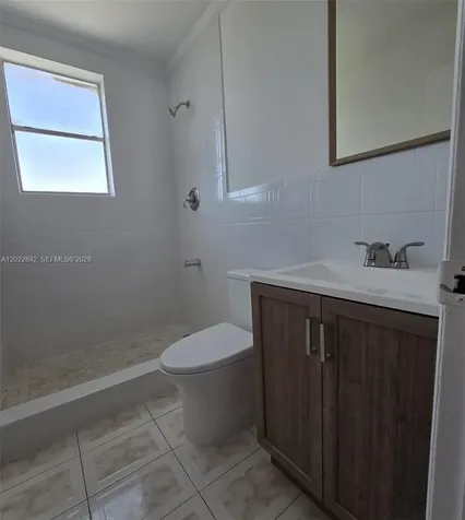 1104 W 44th Street Hialeah FL 33012